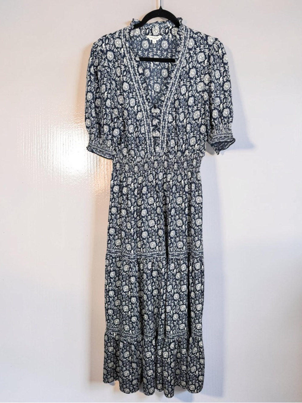Max Studio Navy and White Floral Smocked Maxi Dress XL - Picture 2 of 10